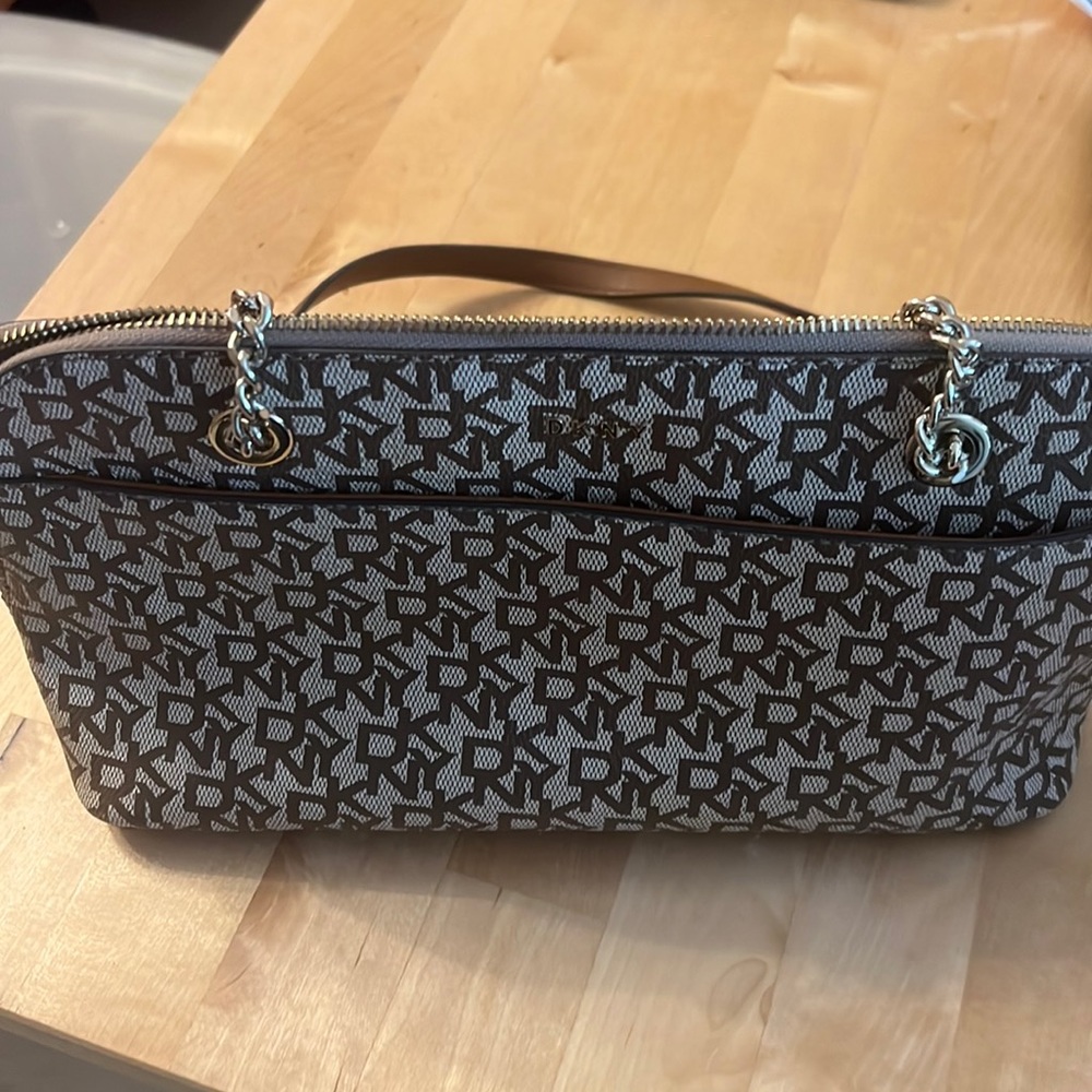 DKNY Bryanna Chain Shoulder Bag NWOT